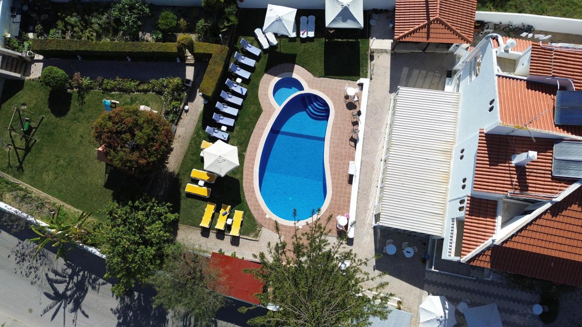 Sunshine Hotel อัลบูเฟรา ภายนอก รูปภาพ
